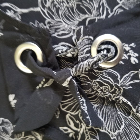 QUINTESSENTIAL Asymmetric One Shoulder Drape Tunic Medium - Picture 5 of 8